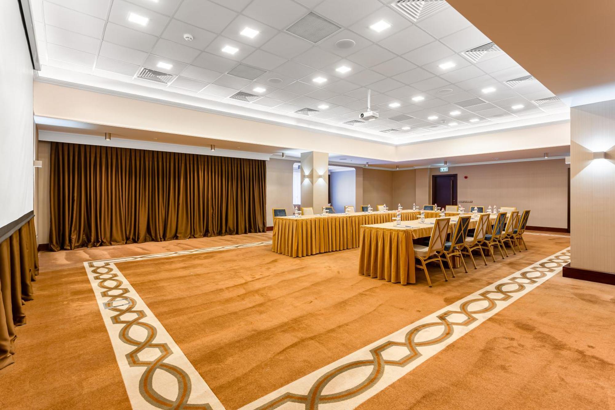 Palace 4* Tbilisi