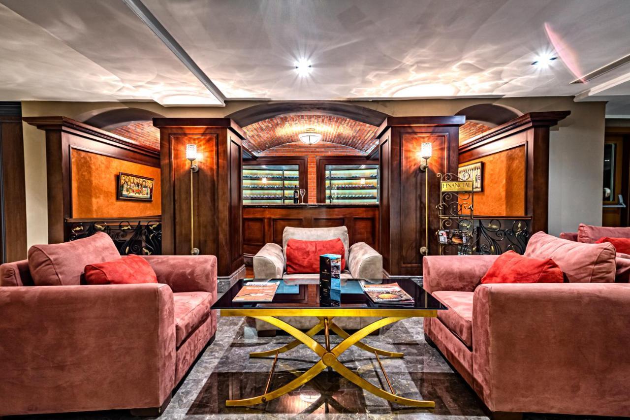 Palace 4* Tbilisi